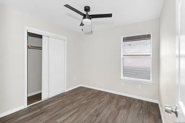 $1,575 | 11002 Moonlit, San Antonio, TX 78252