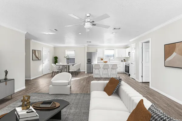 $1,575 | 11002 Moonlit, San Antonio, TX 78252