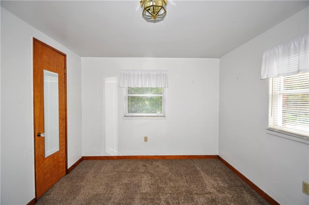 571 Simpson Howell Road Elizabeth, PA 15037 - Photo 13 of 37 Gallery Image 13