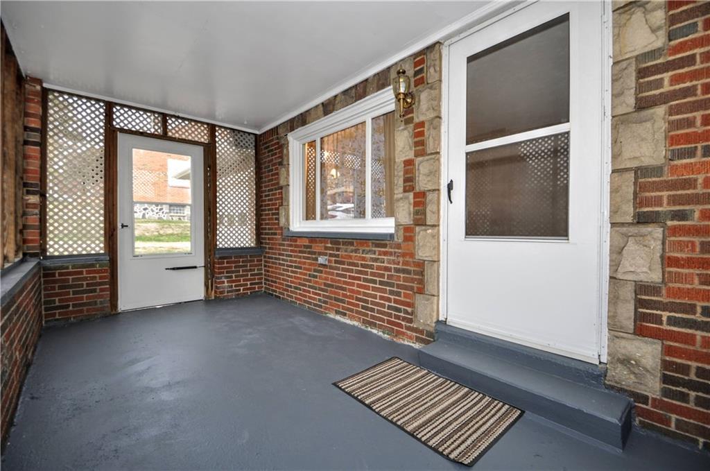 571 Simpson Howell Road Elizabeth, PA 15037 - Photo 3 of 37 Gallery Image 3