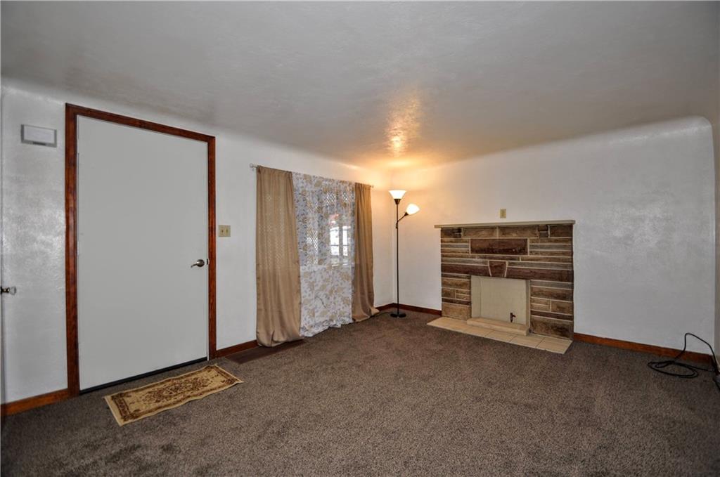 571 Simpson Howell Road Elizabeth, PA 15037 - Photo 5 of 37 Gallery Image 5
