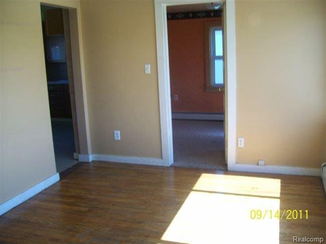 1380 Chartier Road Marine City, MI 48039 - Photo 3 of 9 living room