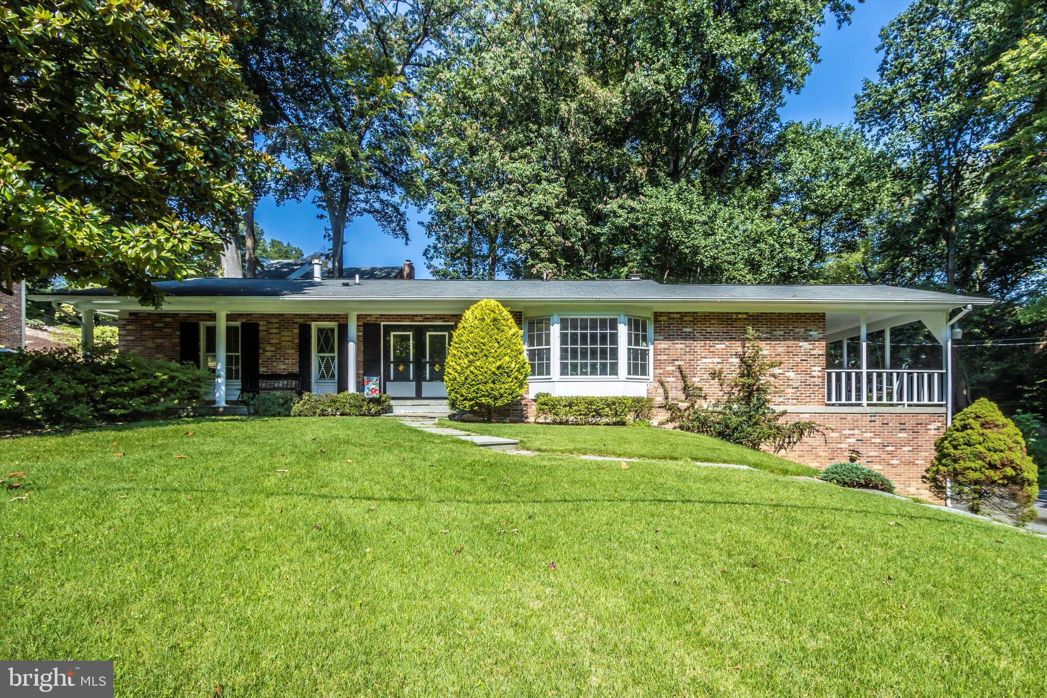 2136 Edgewater Parkway Silver Spring, MD 20903 - Photo 1 of 58