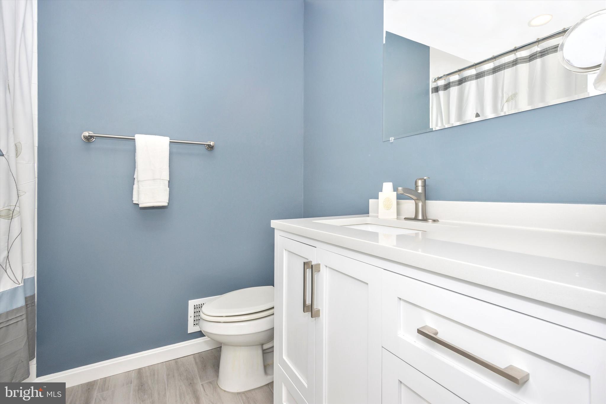 2136 Edgewater Parkway Silver Spring, MD 20903 - Photo 11 of 58