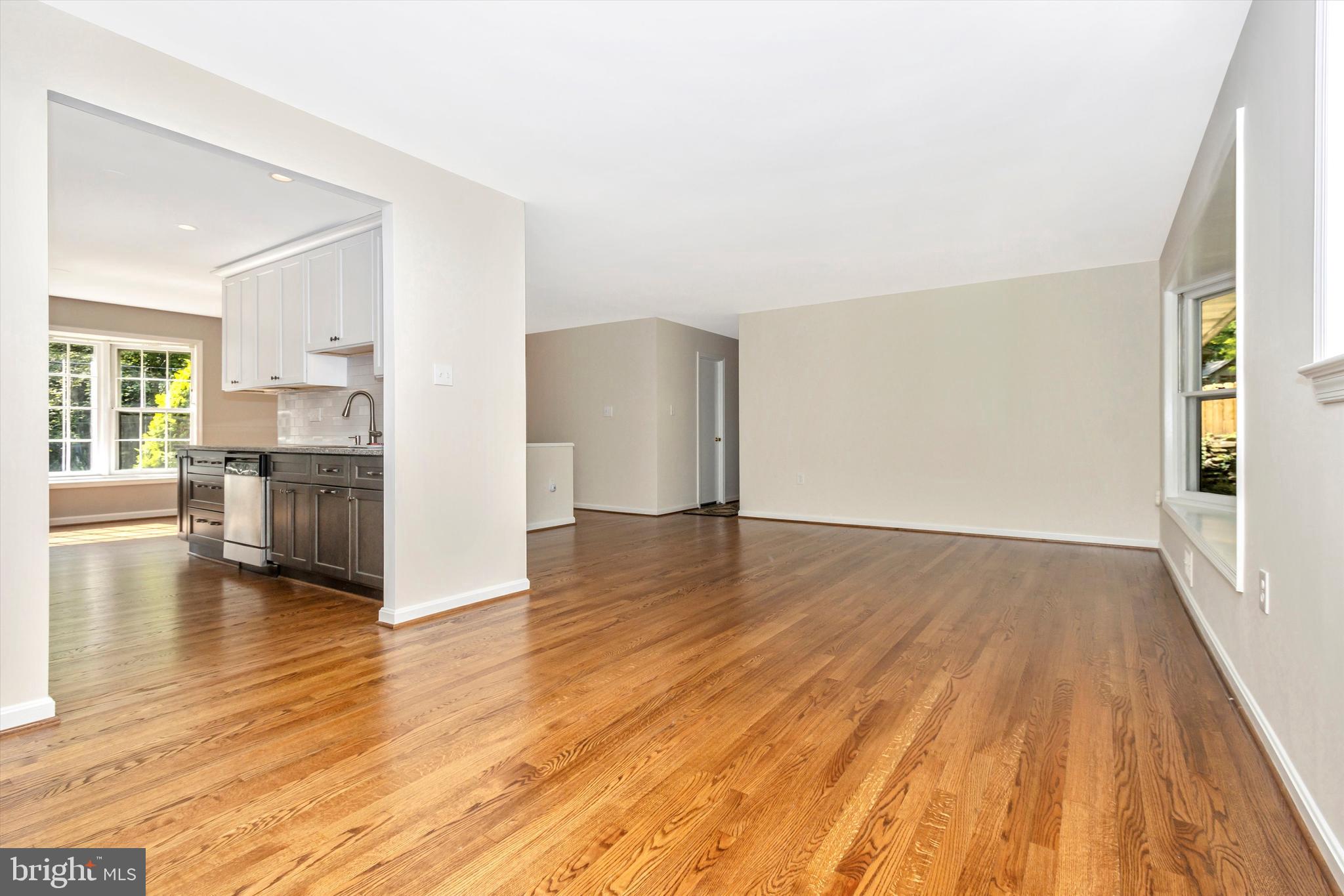 2136 Edgewater Parkway Silver Spring, MD 20903 - Photo 16 of 58