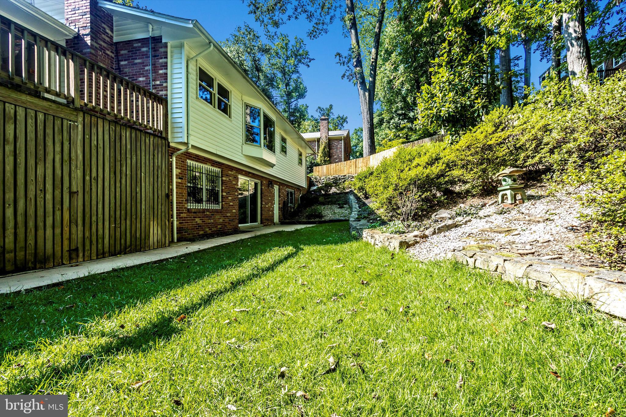 2136 Edgewater Parkway Silver Spring, MD 20903 - Photo 42 of 58