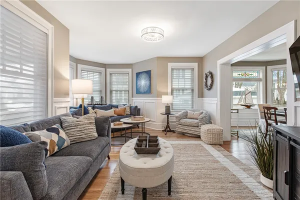 $25,000 | 21 Bedlow Avenue, Newport, RI 02840