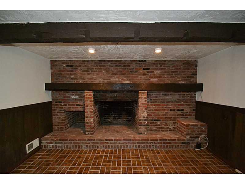 68 Maplewood Road Pittsburgh, PA 15209 - Photo 20 of 24 Den/Family/Great Room. Fireplace.