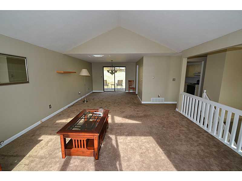 68 Maplewood Road Pittsburgh, PA 15209 - Photo 7 of 24 Living Room. Open to the dining room.