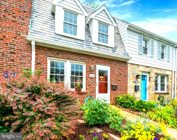 $699,900 | 4789 21st Road North, Arlington, VA 22207