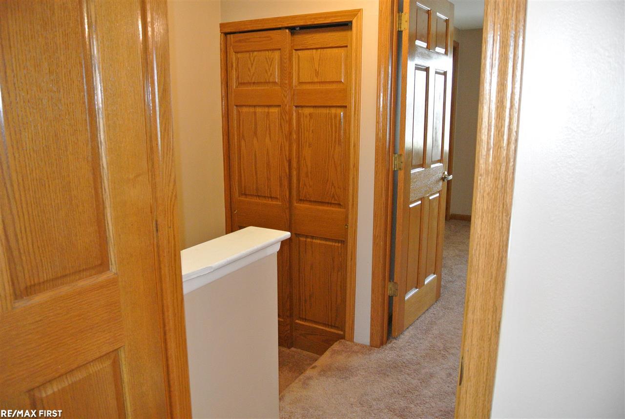 11538 Messmore Road Utica, MI 48317 - Photo 14 of 27 31341724-13.JPG
