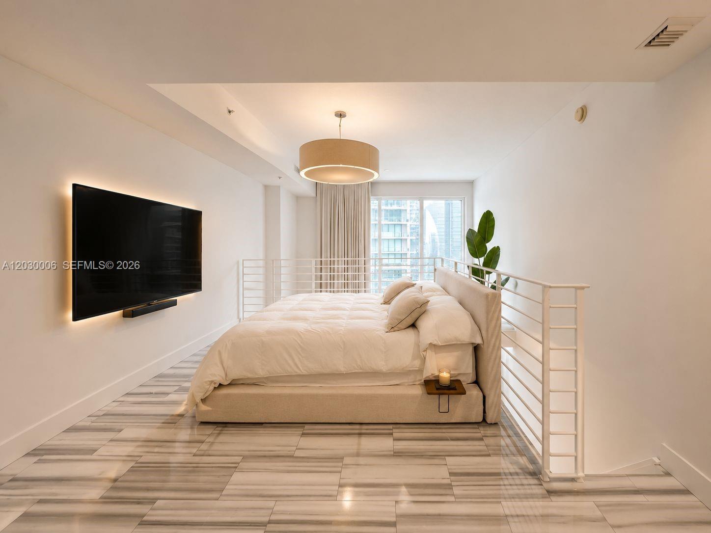60 Southwest 13th Street, Unit 3004 Miami, FL 33130 - Photo 7 of 13