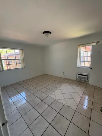 $2,500 | 605 84th Street, Miami Beach, FL 33141