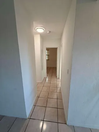 $2,500 | 605 84th Street, Miami Beach, FL 33141