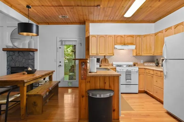 $1,950 | 223 Mango Circle, Ellijay, GA 30540