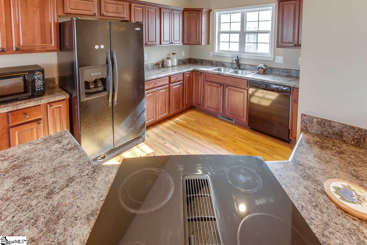 108 McCarrell Road Travelers Rest, SC 29690 - Photo 11 of 29