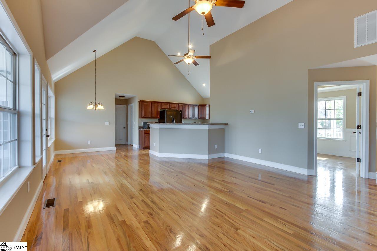 108 McCarrell Road Travelers Rest, SC 29690 - Photo 5 of 29