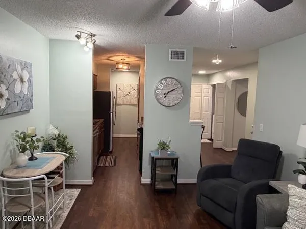 $1,800 | 1401 South Palmetto Avenue, Unit 615, Daytona Beach, FL 32114