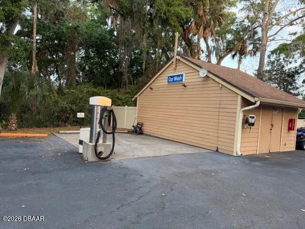 $1,800 | 1401 South Palmetto Avenue, Unit 615, Daytona Beach, FL 32114