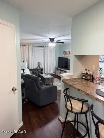 $1,800 | 1401 South Palmetto Avenue, Unit 615, Daytona Beach, FL 32114