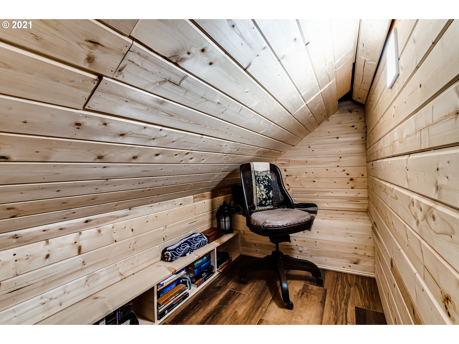 1327 E Street Springfield, OR 97477 - Photo 21 of 32 a view of a room with racks on the wall
