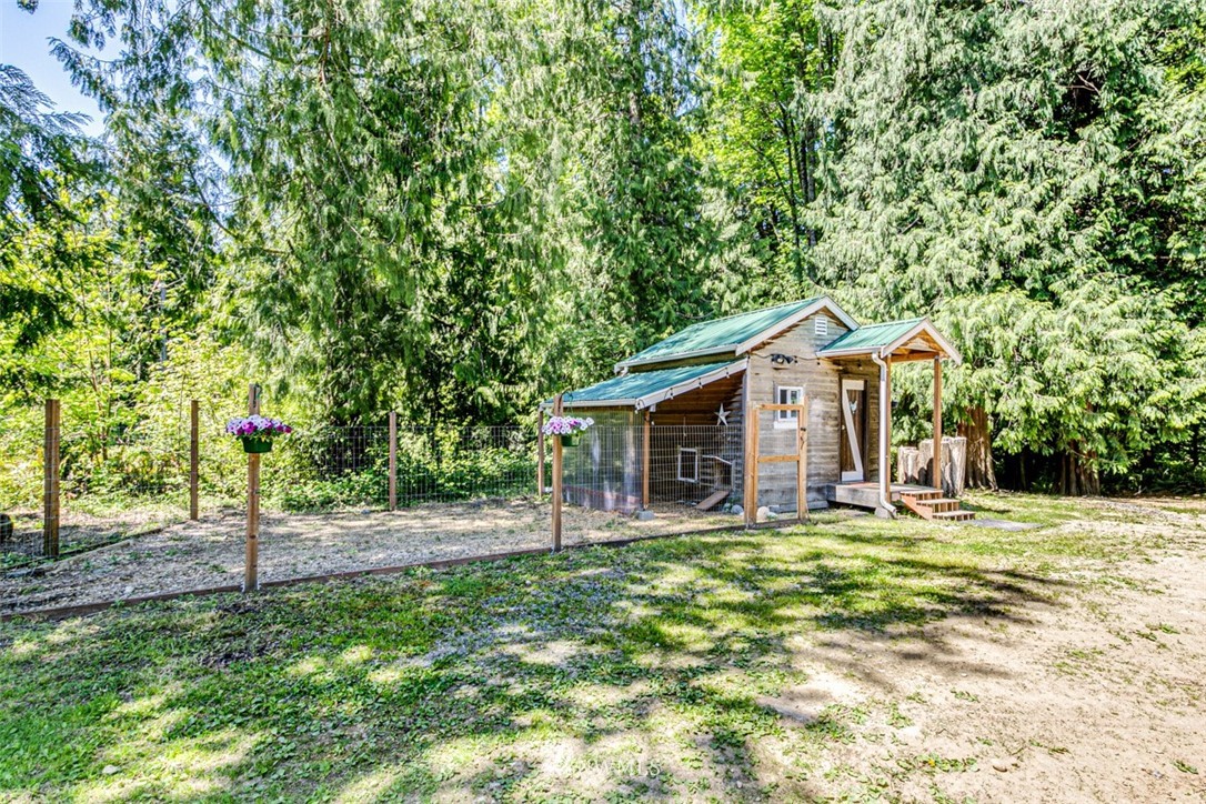 16813 Three Lakes Road Snohomish, WA 98290 - Photo 32 of 39 Gallery Image 32