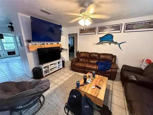$595,000 | 1530 Northwest 6th Avenue, Gainesville, FL 32603