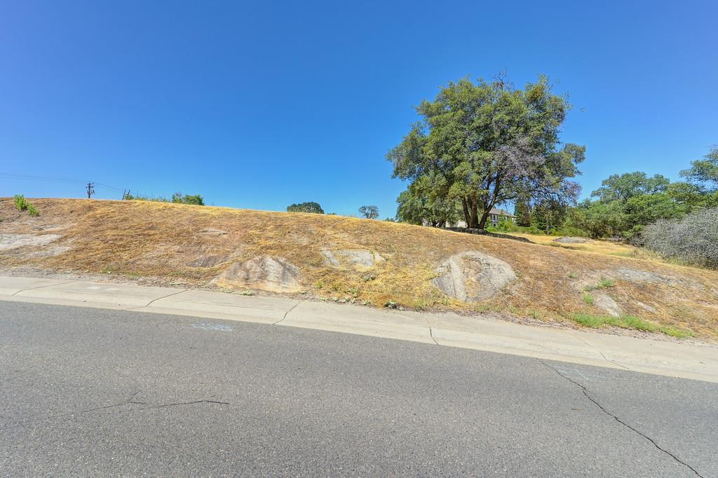 5500 China Garden Road Rocklin, CA 95677 - Photo 14 of 43 a view of ocean and a mountain