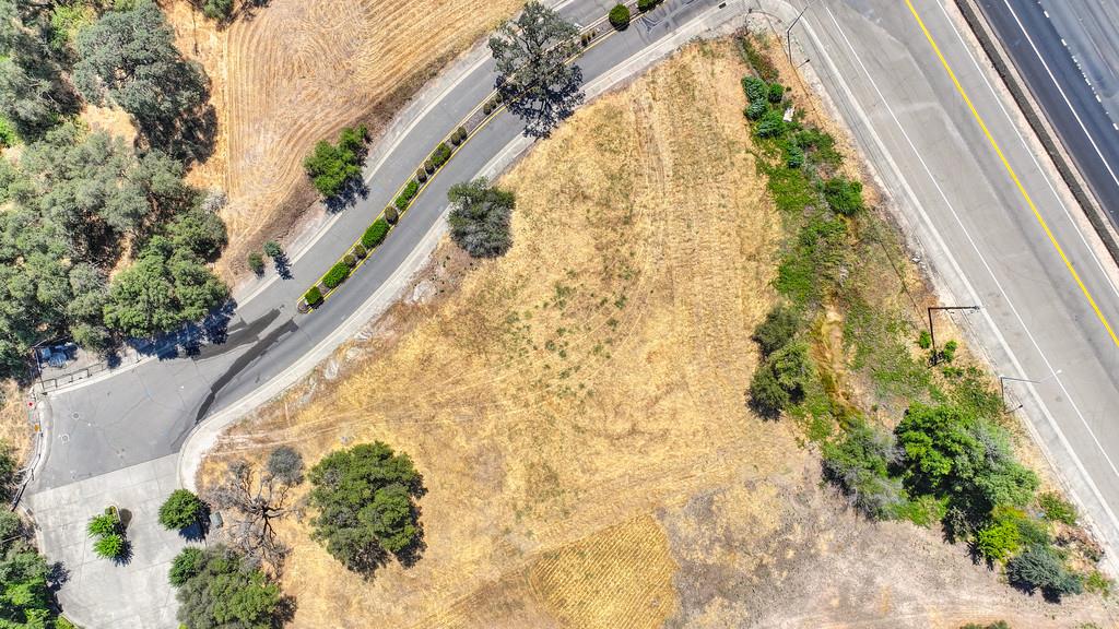 5500 China Garden Road Rocklin, CA 95677 - Photo 2 of 43 a view of balcony