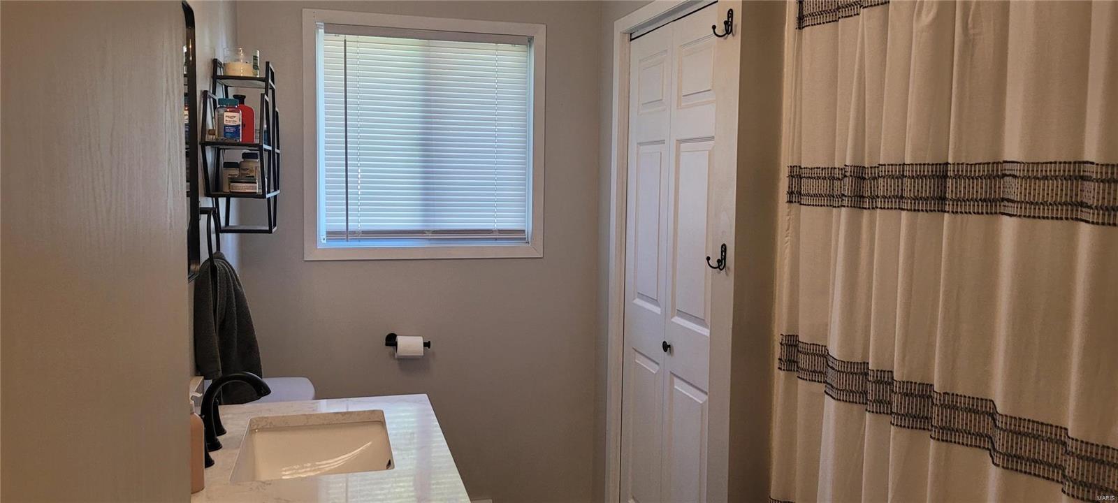 168 Willowood Road Litchfield, IL 62056 - Photo 18 of 26