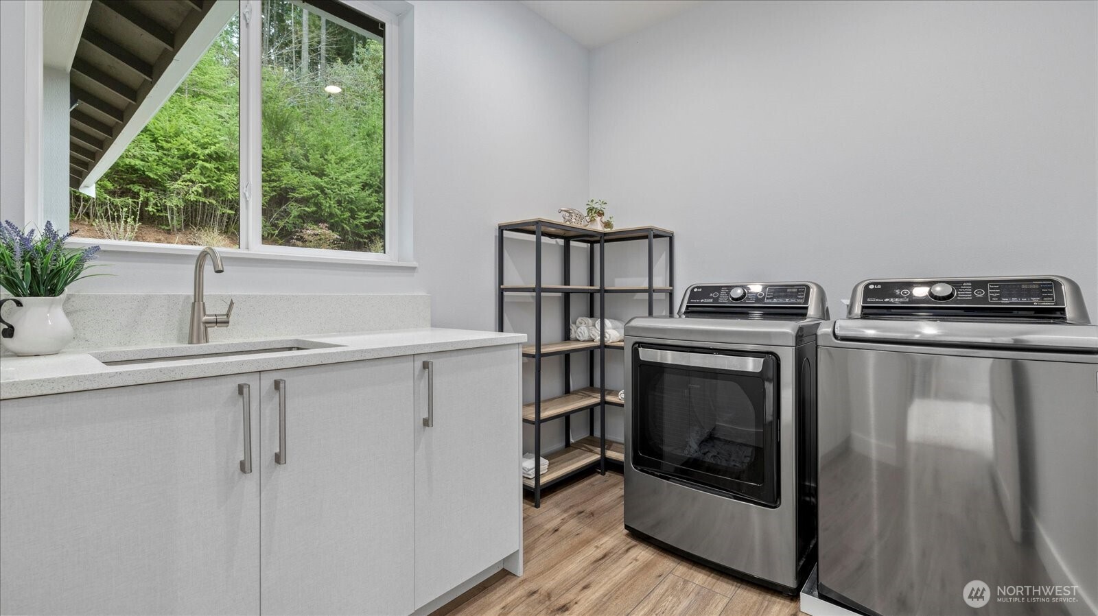 17123 69th Place West Edmonds, WA 98026 - Photo 25 of 40