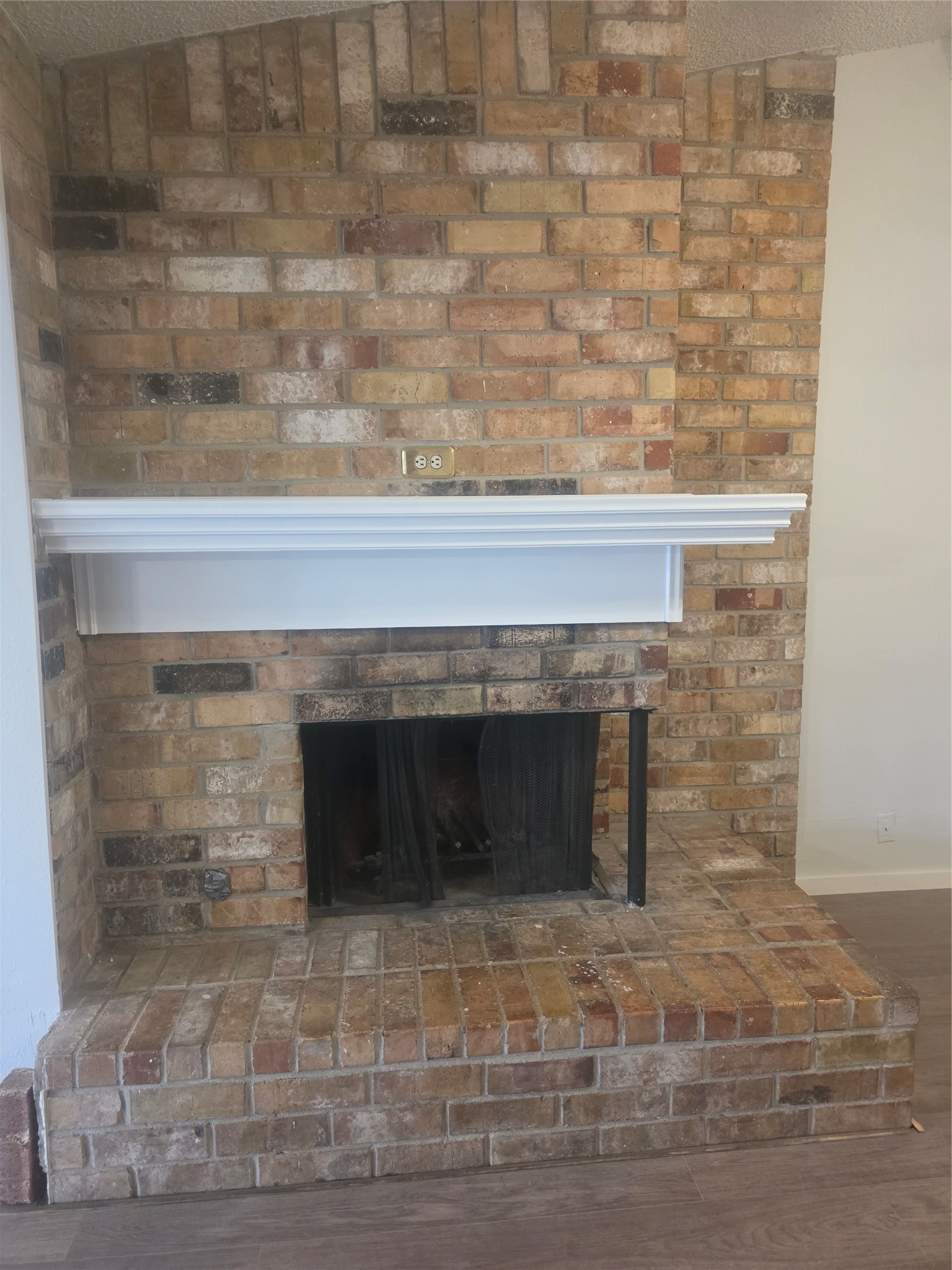 7410 Pierrepont Drive Houston, TX 77040 - Photo 22 of 27 Great wood burning fireplace!