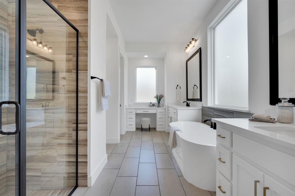 1516 M3 Ranch Road Mansfield, TX 76063 - Photo 23 of 40 Oversized shower with rain head, plus bonus vanity!