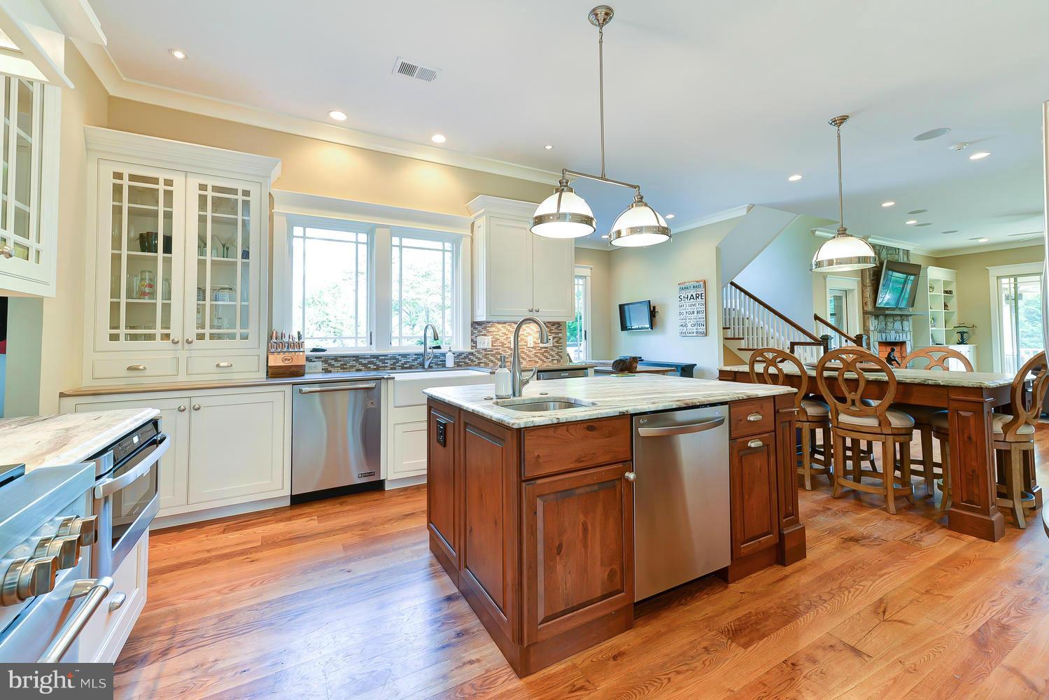 1200 Alden Road Alexandria, VA 22308 - Photo 8 of 29 Kitchen
