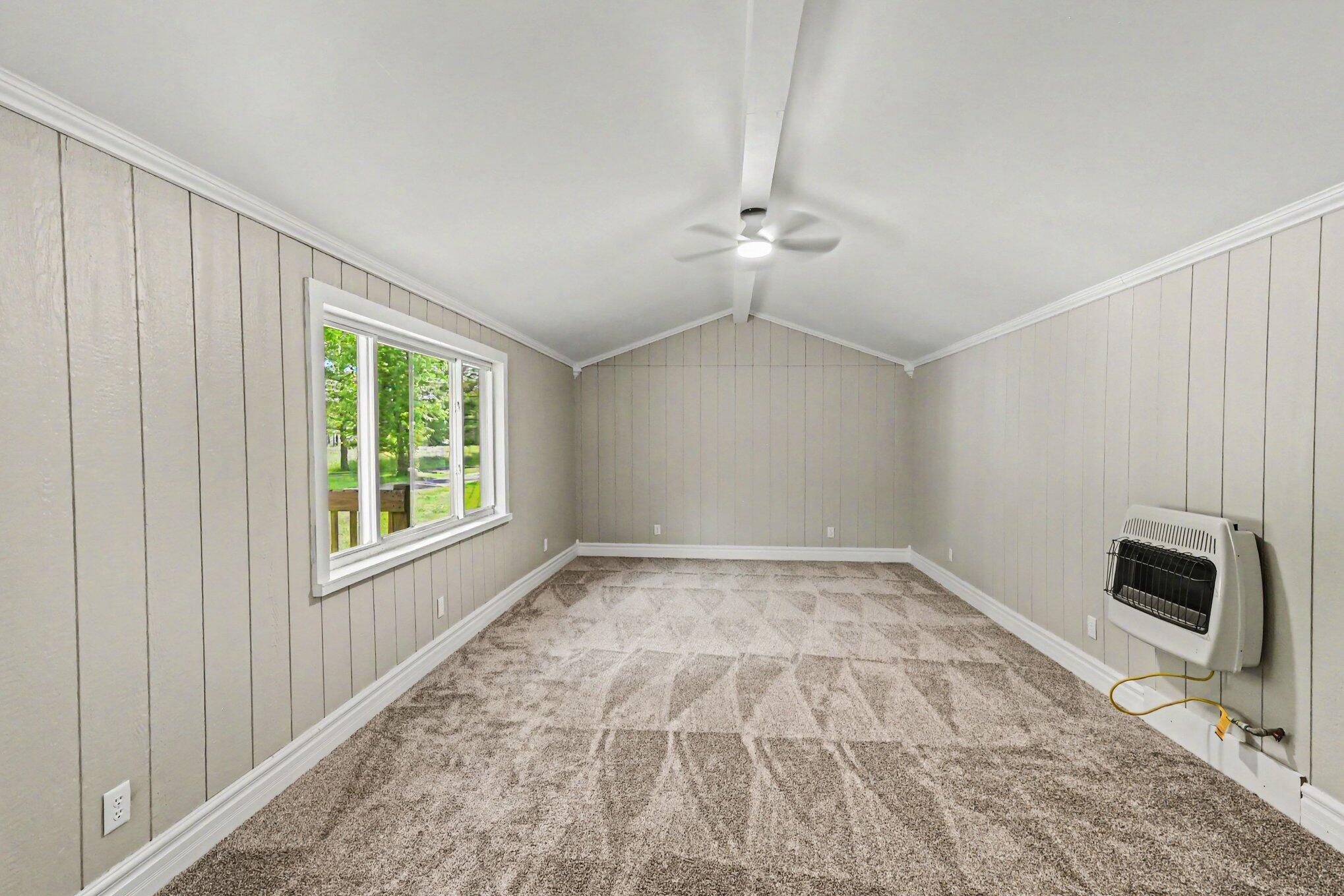 2795 South Bradley Road Charlotte, MI 48813 - Photo 3 of 23 017_file_2719