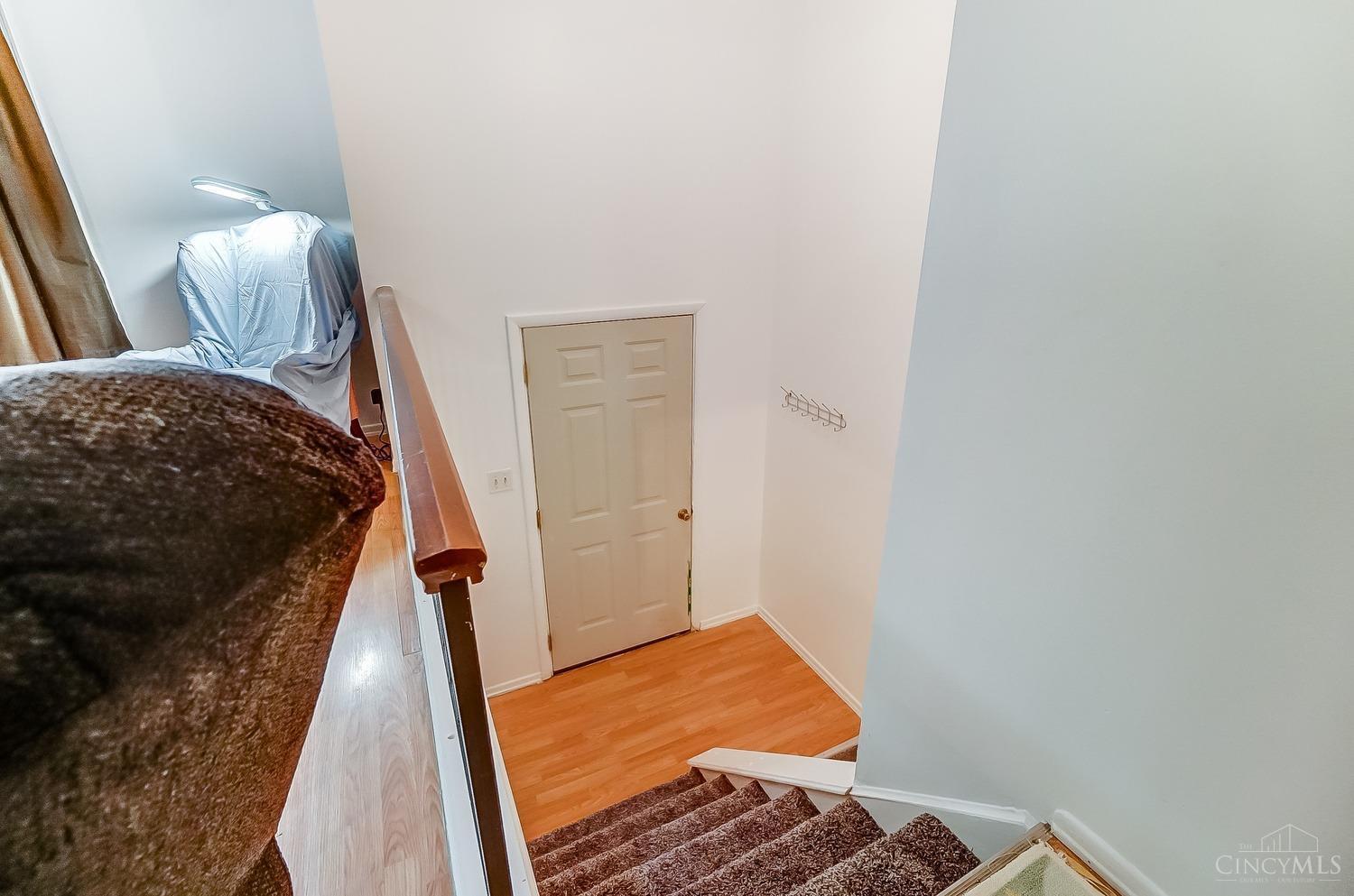 1373 Wade Road Milford, OH 45150 - Photo 4 of 30 Gallery Image 4