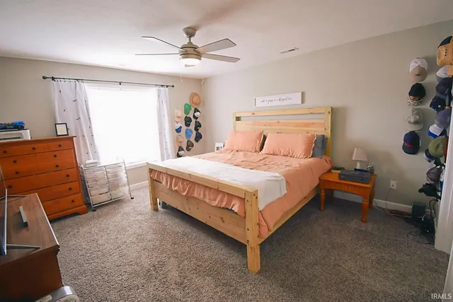 $285,000 | 306 East Quail Drive, Oxford, IN 47971