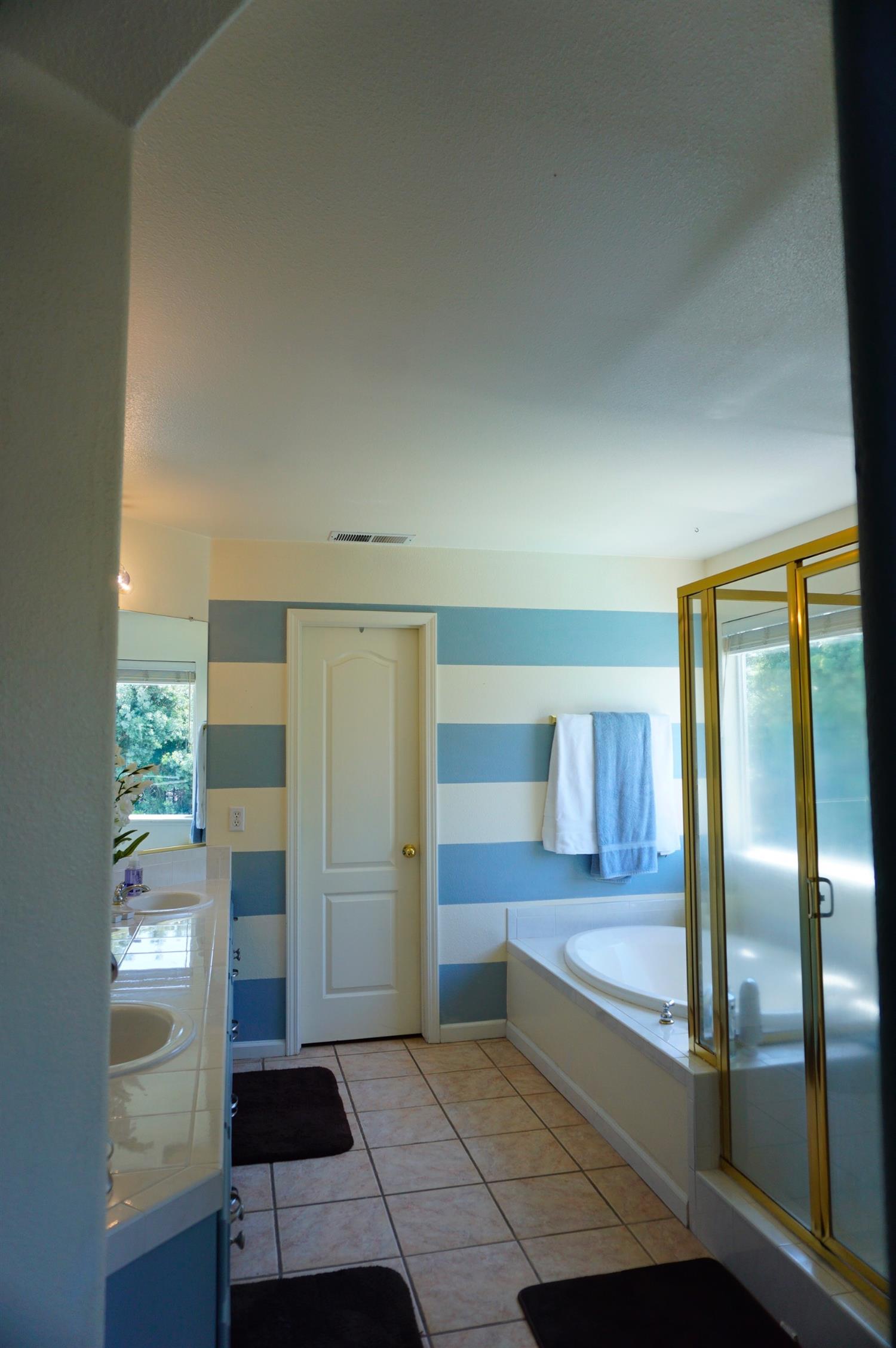 5268 West Decatur Avenue Fresno, CA 93722 - Photo 13 of 25 Gallery Image 13