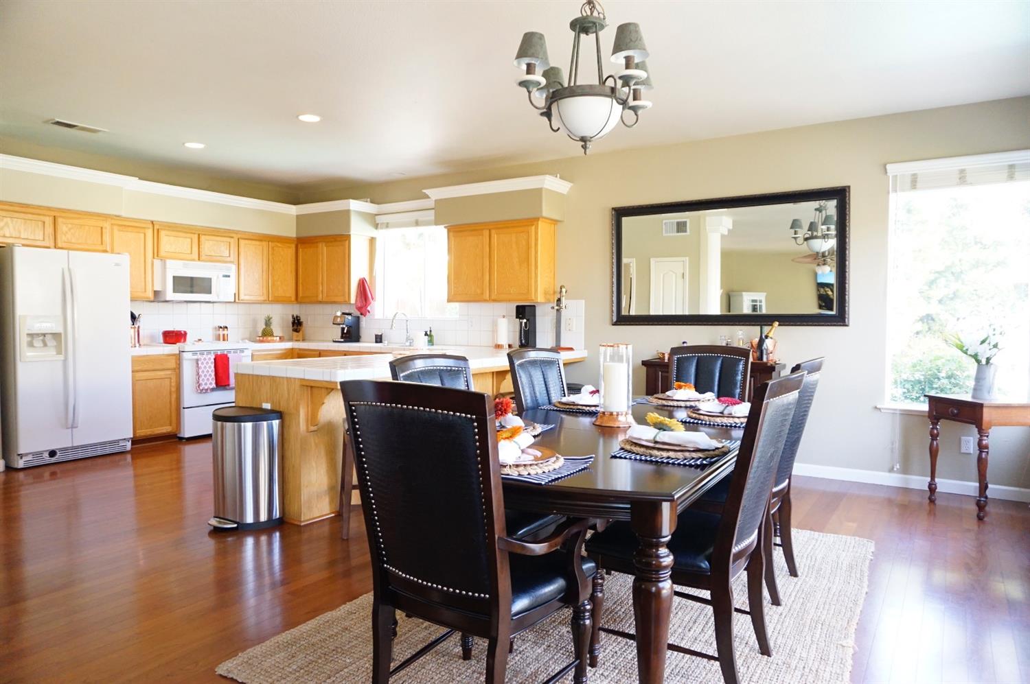 5268 West Decatur Avenue Fresno, CA 93722 - Photo 5 of 25 Gallery Image 5