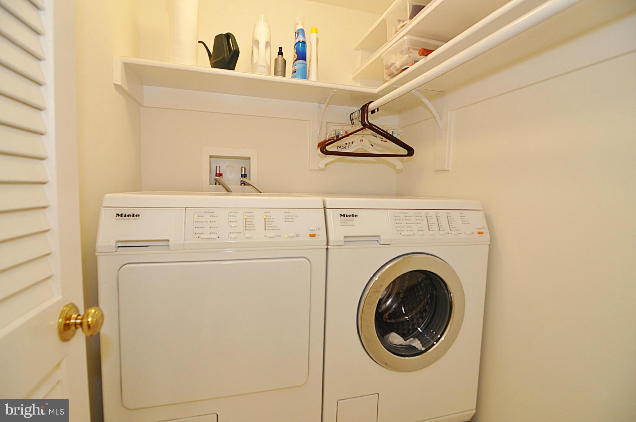 1101 South Arlington Ridge Road, Unit 414 Arlington, VA 22202 - Photo 22 of 30 Interior (General)