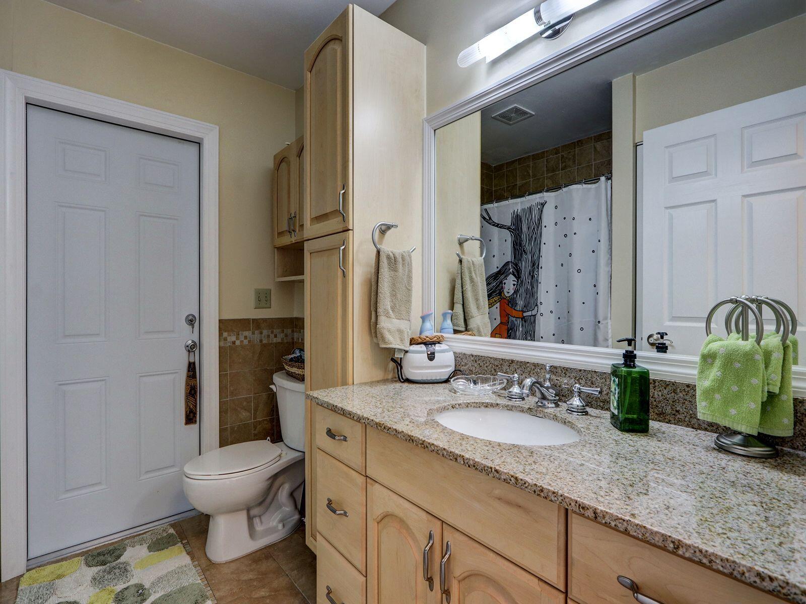 9613 El Clair Ranch Road Boynton Beach, FL 33437 - Photo 21 of 31 Bathroom