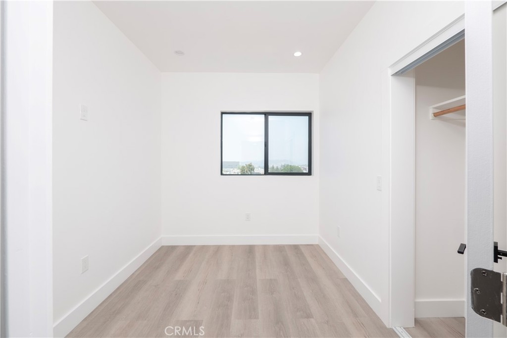 1571 Ricardo Street Los Angeles, CA 90033 - Photo 5 of 29 a view of an empty room