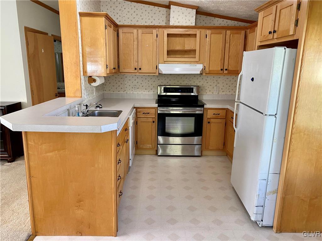 8794 Turkey Ridge Road Breinigsville, PA 18031 - Photo 8 of 24 Gallery Image 8