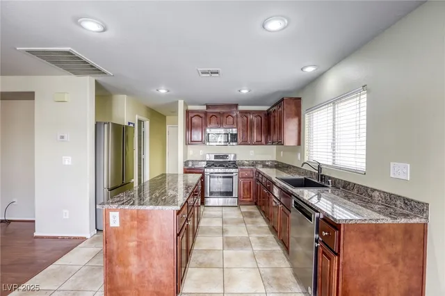 $2,350 | 8629 Apiary Wind Street, Las Vegas, NV 89131
