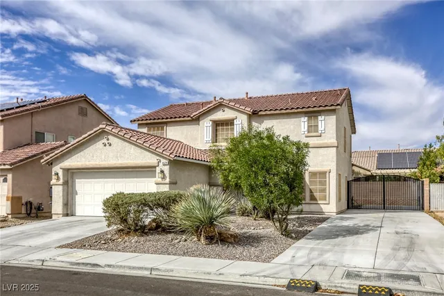$2,350 | 8629 Apiary Wind Street, Las Vegas, NV 89131