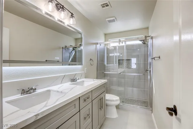 $2,350 | 8629 Apiary Wind Street, Las Vegas, NV 89131