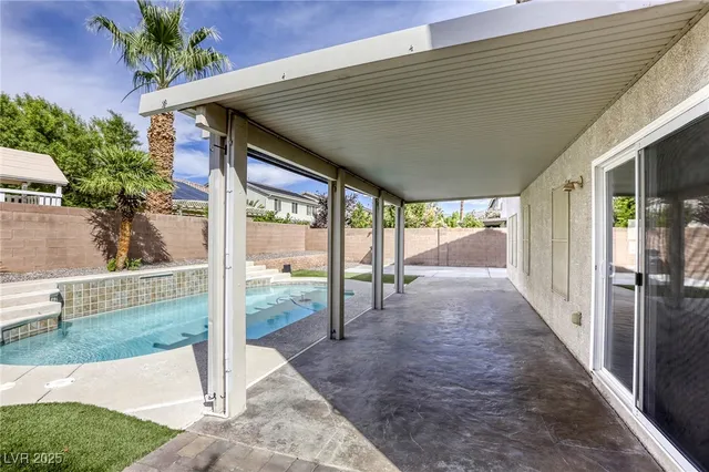$2,350 | 8629 Apiary Wind Street, Las Vegas, NV 89131