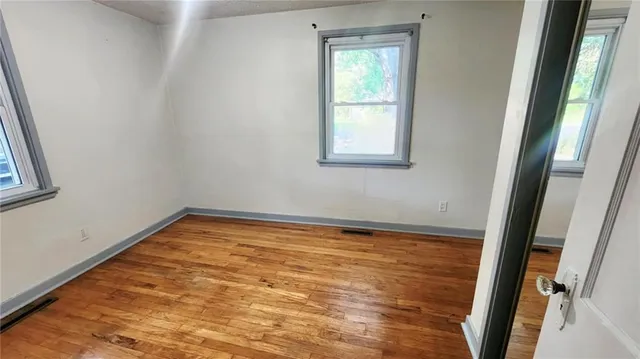 $169,350 | 452 Fieldcrest Drive, Pittsburg, KS 66762