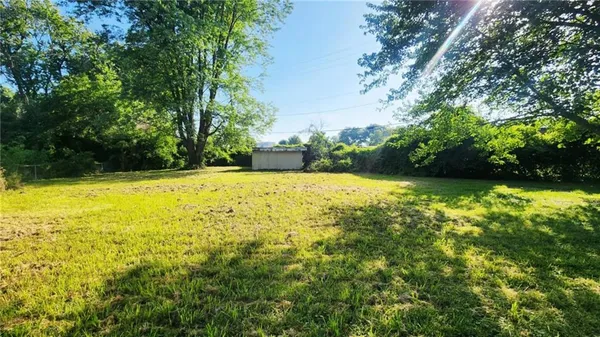 $154,500 | 452 Fieldcrest Drive, Pittsburg, KS 66762
