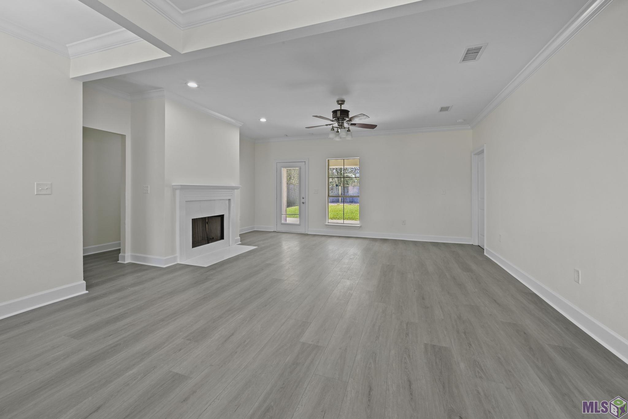 9271 Breeden Drive Baton Rouge, LA 70811 - Photo 4 of 15